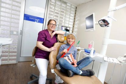 Kinder bei den Zahnärzten an der Aller